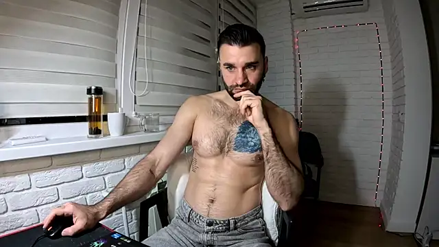 Snapshot of DaddySlava chatting on April 15, 2026, 7:58 pm DaddySlava online show from April 15, 2026, 7:58 pm