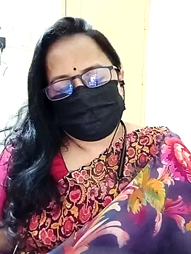 monisha cam online show from April 7, 2026, 5:37 pm