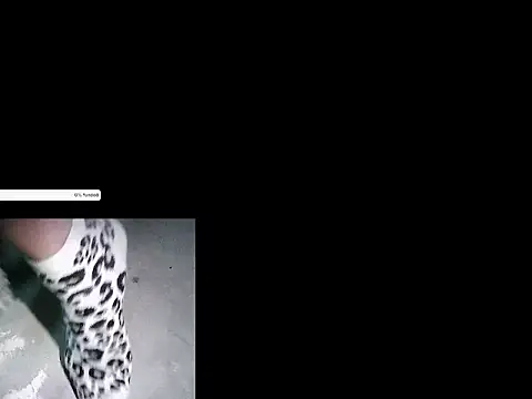 Snapshot of Maiku_1 chatting on April 16, 2026, 12:00 am Maiku 1 online show from April 16, 2026, 12:00 am