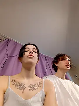 Eva Robin online show from April 11, 2026, 12:20 pm