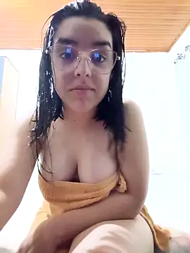 Snapshot of nellyanoni chatting on April 8, 2026, 11:17 pm nellyanoni online show from April 8, 2026, 11:17 pm