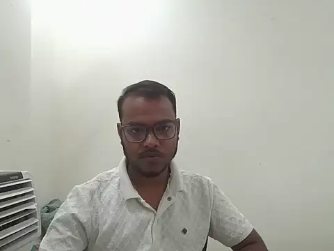 Snapshot of RajaDarling26 chatting on July 23, 2026, 6:44 am RajaDarling26 online show from July 23, 2026, 6:44 am