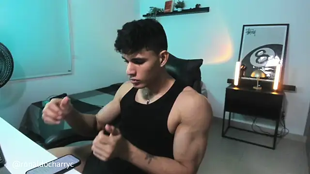Snapshot of Massimo_Rinaldi chatting on July 10, 2026, 3:56 pm Massimo Rinaldi online show from July 10, 2026, 3:56 pm