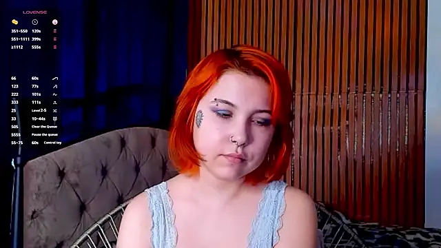 RavenVespera online show from April 12, 2026, 6:27 am