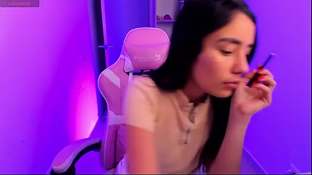 ISABELFORYOU03 online show from April 9, 2026, 2:46 am