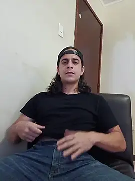 Snapshot of randomzombie27 chatting on April 8, 2026, 11:44 am randomzombie27 online show from April 8, 2026, 11:44 am