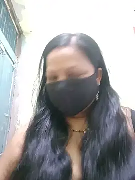 PINKI 024 online show from May 22, 2026, 4:54 am