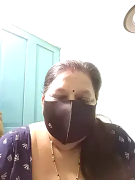 PINKI 024 online show from April 7, 2026, 6:04 am