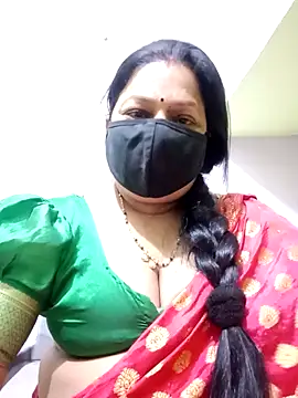 PINKI 024 online show from May 5, 2026, 6:27 am