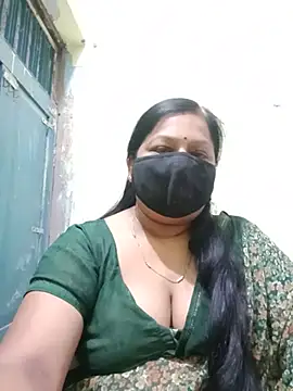PINKI 024 online show from May 29, 2026, 5:35 am