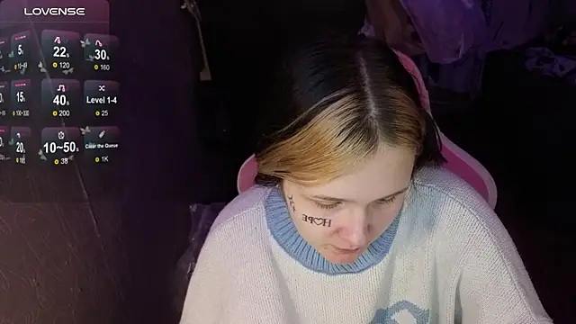 Liaa Lii online show from April 13, 2026, 8:35 pm