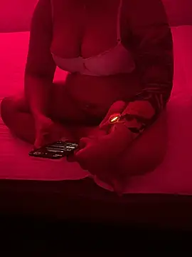 VoyeurismCouple online show from April 17, 2026, 7:55 am