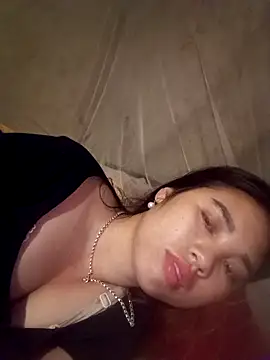 lan-ngocbich online show from April 2, 2026, 8:37 pm