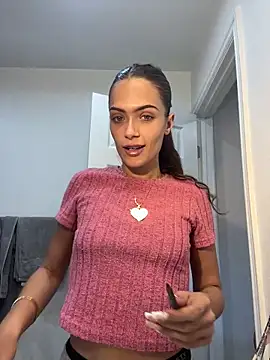 AliciaDx online show from April 14, 2026, 10:59 pm