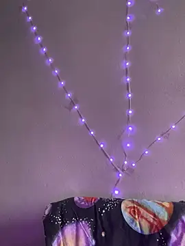 HotGirl1701 online show from April 18, 2026, 4:15 am