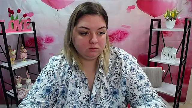 Snapshot of AdelinaMaster chatting on April 21, 2026, 1:53 am AdelinaMaster online show from April 21, 2026, 1:53 am