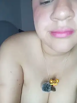 glorialove21 online show from May 23, 2026, 3:16 am