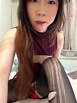 Ss-weiwei online show from July 15, 2026, 1:40 pm