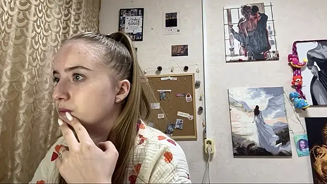 SabinaHaggen online show from April 9, 2026, 5:08 pm