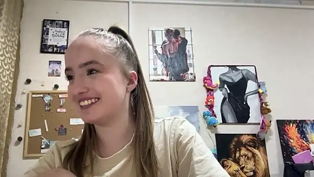 SabinaHaggen online show from April 11, 2026, 4:43 pm