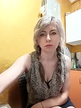 TaynaSecret online show from April 3, 2026, 5:19 pm