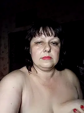 Snapshot of AuroKaria chatting on April 10, 2026, 3:19 pm AuroKaria online show from April 10, 2026, 3:19 pm