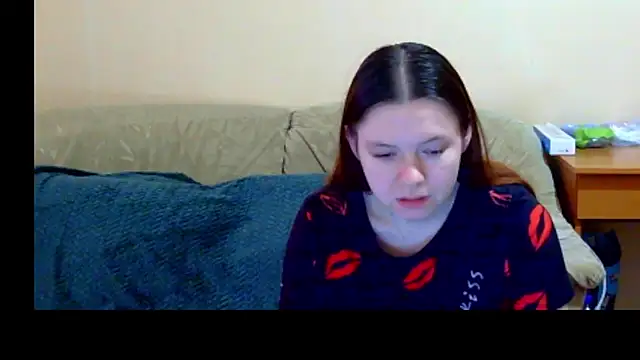 Snapshot of JessicaHolland1 chatting on April 6, 2026, 5:30 am JessicaHolland1 online show from April 6, 2026, 5:30 am