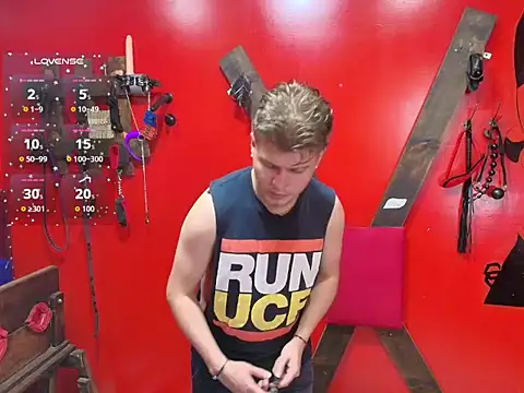 Justiin and brianna BDSM online show from April 12, 2026, 2:09 pm