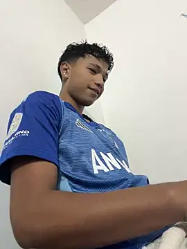 ETTE MOON online show from April 6, 2026, 4:57 am