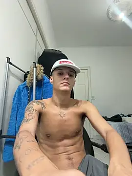 Rikeecar online show from April 4, 2026, 1:23 am