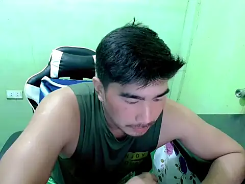 Snapshot of Hunkfireman chatting on July 15, 2026, 11:45 pm Hunkfireman online show from July 15, 2026, 11:45 pm