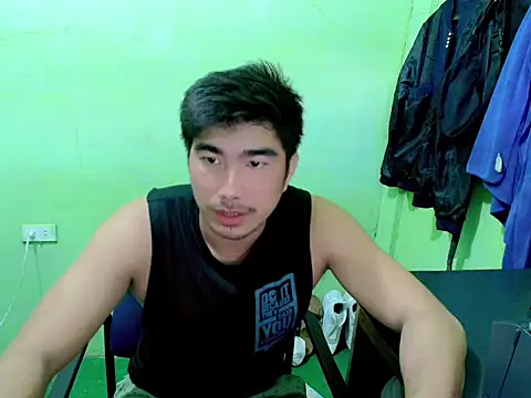 Hunkfireman online show from April 18, 2026, 12:35 am