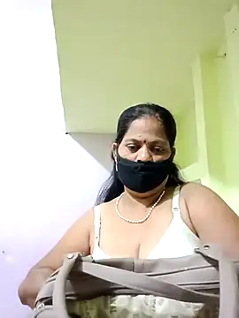 SEEMA 012 online show from April 14, 2026, 6:18 am