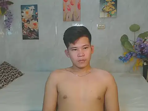 ur bigcockeziekiel online show from April 24, 2026, 4:09 pm