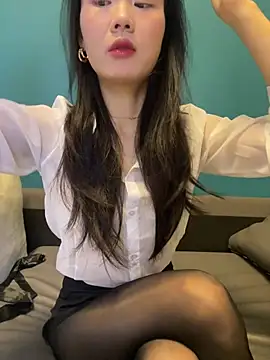 Snapshot of ZHJKS9988 chatting on April 12, 2026, 1:53 am ZHJKS9988 online show from April 12, 2026, 1:53 am