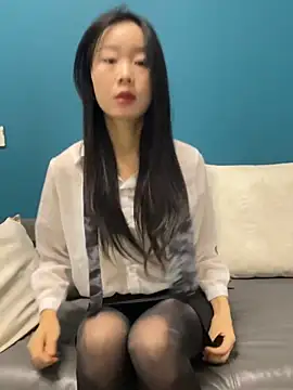 Snapshot of ZHJKS9988 chatting on April 8, 2026, 2:13 am ZHJKS9988 online show from April 8, 2026, 2:13 am