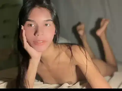 Snapshot of yourgirl_aliya02 chatting on May 5, 2026, 5:38 pm yourgirl aliya02 online show from May 5, 2026, 5:38 pm