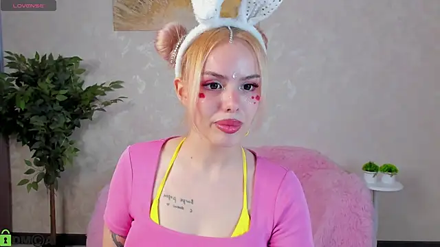 Hannah Mc kay online show from April 11, 2026, 12:31 pm