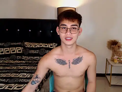 Snapshot of asianrimmerboy chatting on April 3, 2026, 1:50 pm asianrimmerboy online show from April 3, 2026, 1:50 pm