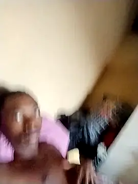 alphamale25 online show from April 5, 2026, 4:52 am