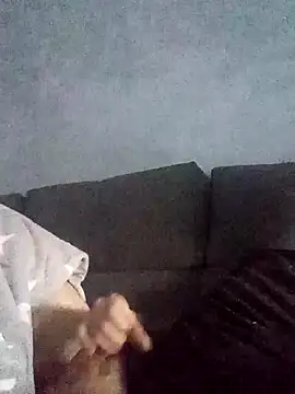 Snapshot of danko2979 chatting on April 4, 2026, 12:34 pm danko2979 online show from April 4, 2026, 12:34 pm