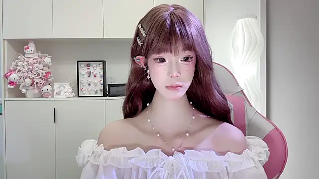 -Moonshine online show from April 12, 2026, 10:29 am