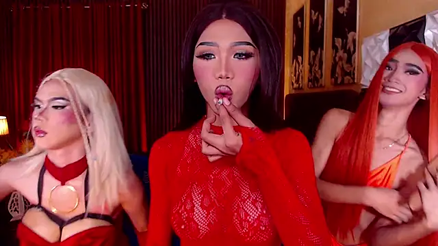 ThaliaSilvaTS online show from April 9, 2026, 8:15 pm