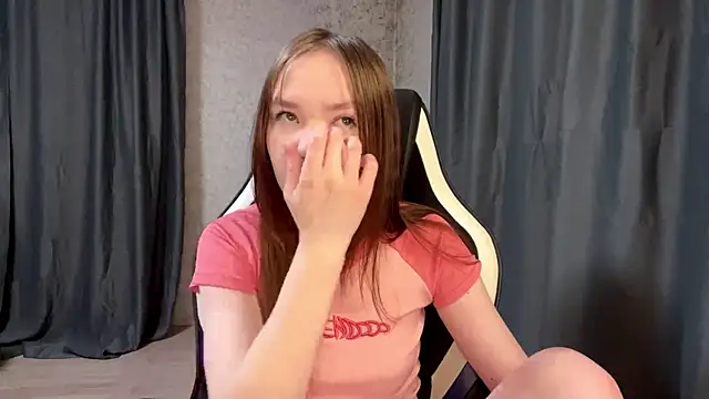 Snapshot of TondaNero chatting on April 9, 2026, 5:30 pm TondaNero online show from April 9, 2026, 5:30 pm