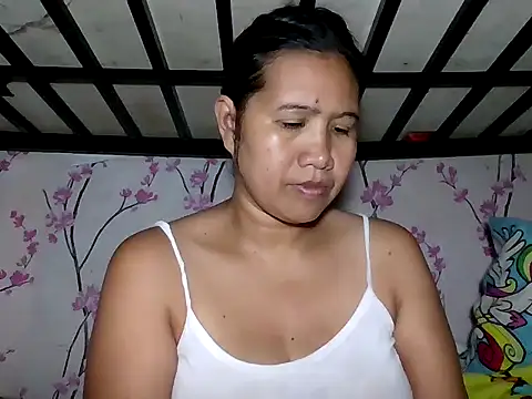  SweetSmile online show from April 13, 2026, 9:02 am