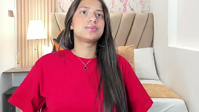 Atiena  online show from April 8, 2026, 4:52 pm