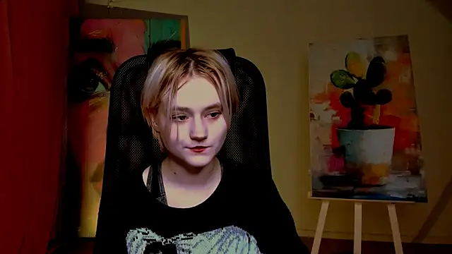 MicheleMarsh online show from April 10, 2026, 2:57 pm