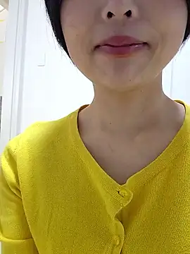 xx Honoka xx online show from April 14, 2026, 12:04 am