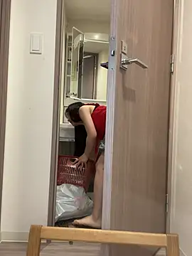 Snapshot of Hinako_0012 chatting on June 4, 2026, 4:28 am Hinako 0012 online show from June 4, 2026, 4:28 am