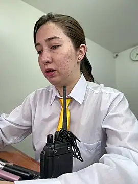 Snapshot of suzy-111 chatting on April 13, 2026, 12:20 pm suzy-111 online show from April 13, 2026, 12:20 pm